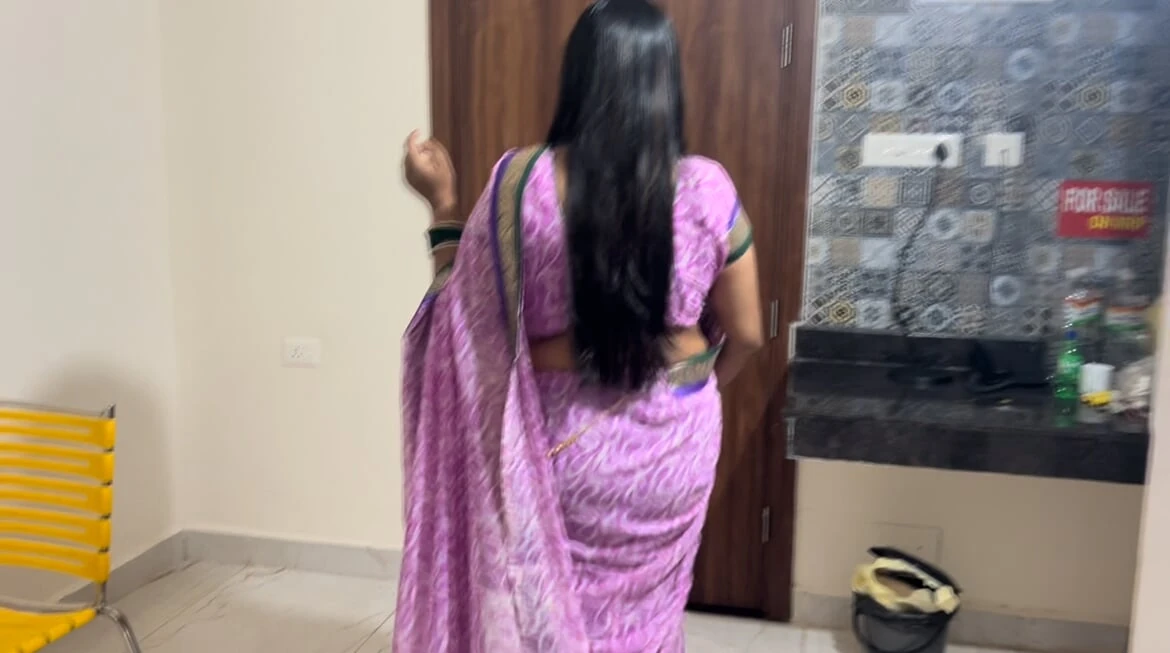 Indian Desi Saree wali Liza bhabhi fucked by her Besharam Devar in standing doggy style with clear hindi conversations